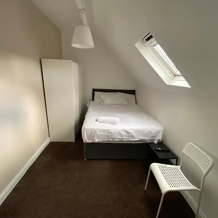 Seaforth Place Leeds (West Yorkshire)